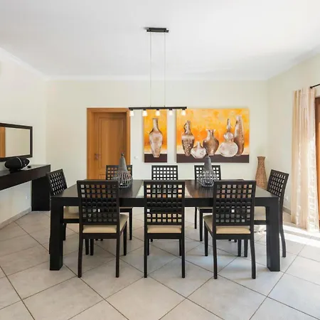 Casa De Colinas By Vintage Travel