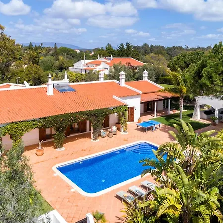 Casa De Colinas By Vintage Travel *