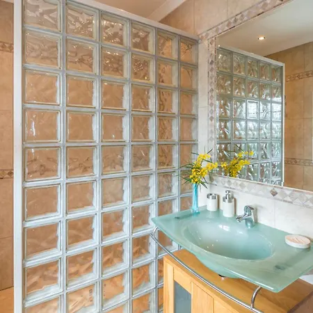 Casa De Colinas By Vintage Travel Villa Lagos